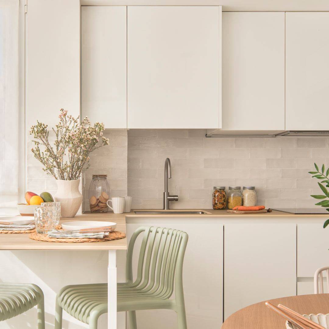 Vente de carrelage en grès cérame pour l'intérieur à Marignane, dans les Bouches-du-Rhône